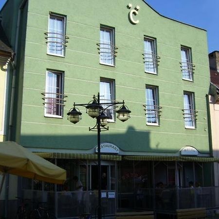 Hotel Central Kremnica Eksteriør bilde