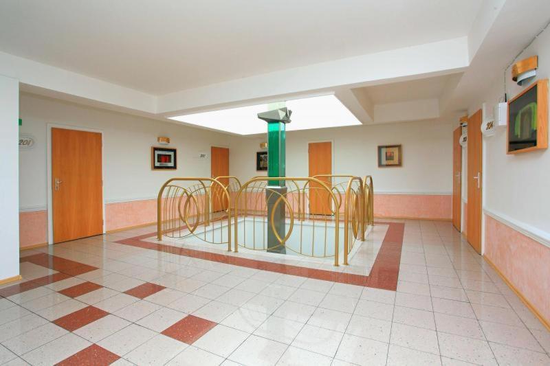 Hotel Central Kremnica Eksteriør bilde